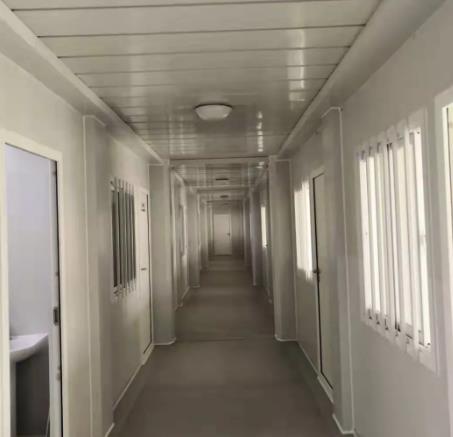 濟南章丘辛寨鎮工地住人集裝箱移動板房 濟南章丘辛寨鎮工地住人集裝箱移動板房